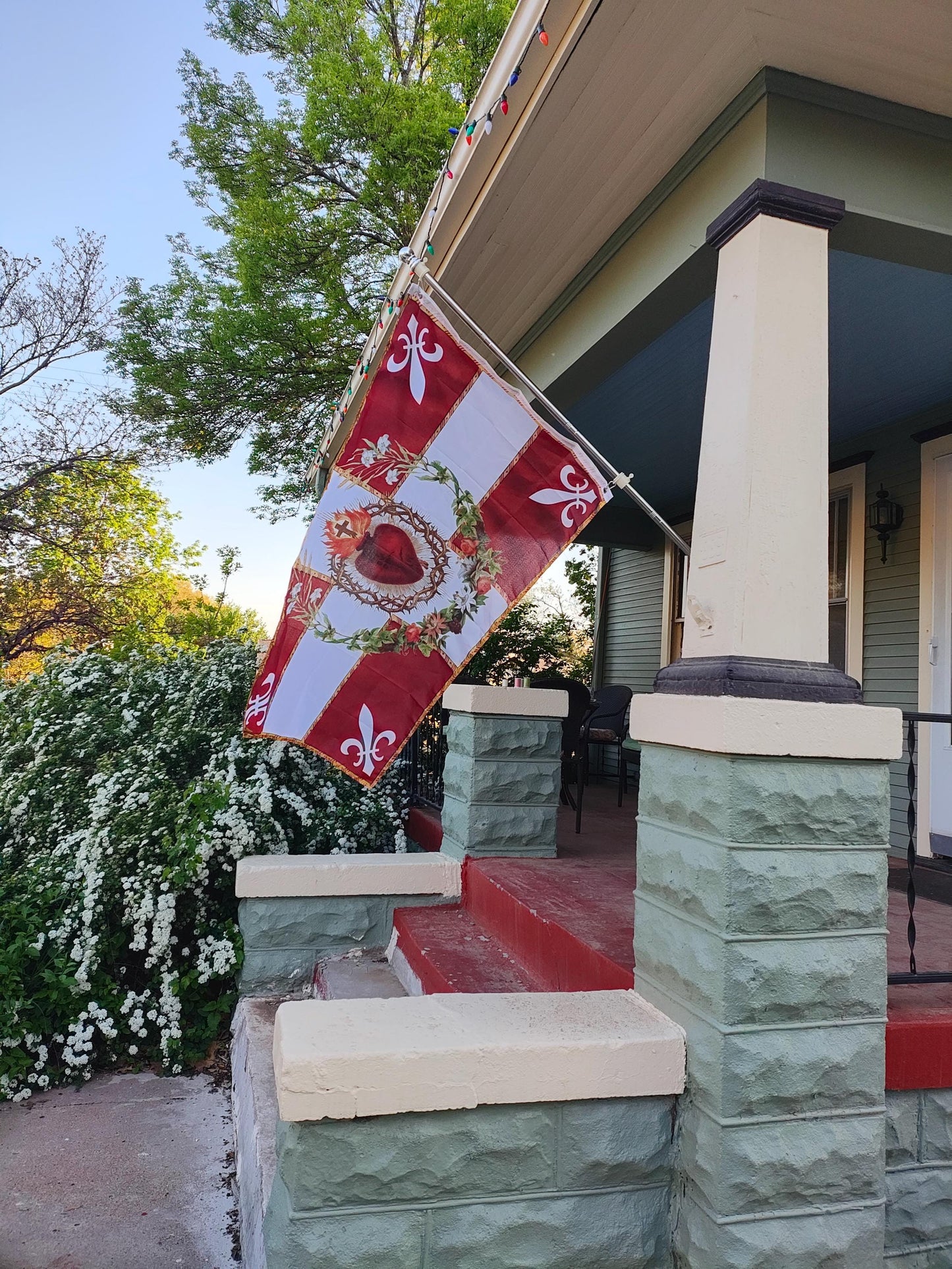 New! Flag of the Sacred Heart – Red – Indoor/outdoor Flag – Polyester – 2x3, 3x5 and 4x6.