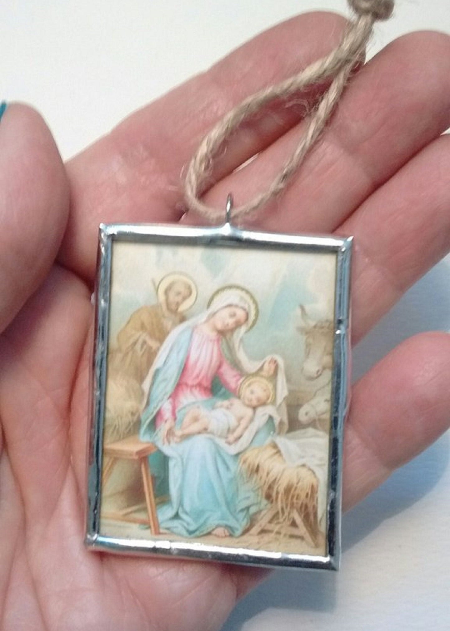 Victorian Nativity Christmas Ornament -- Jesus in Manger -- Religious Christmas Ornament