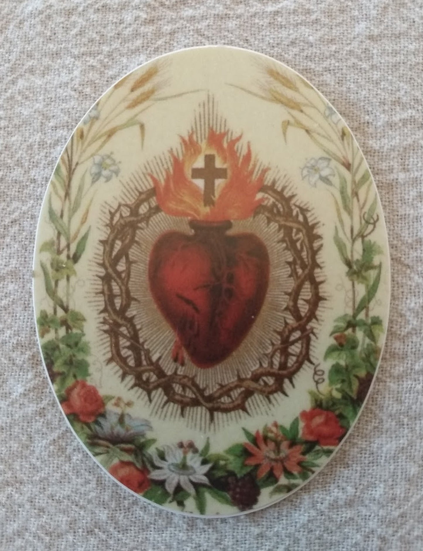 Sticker–Sacred Heart of Jesus –based on a Vintage Holy Card – Catholic Sticker