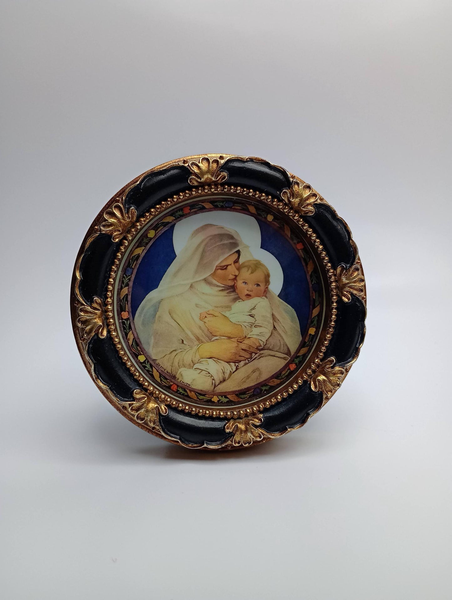 Mother and Child – Choice of Frames – Jessie Willcox Smith