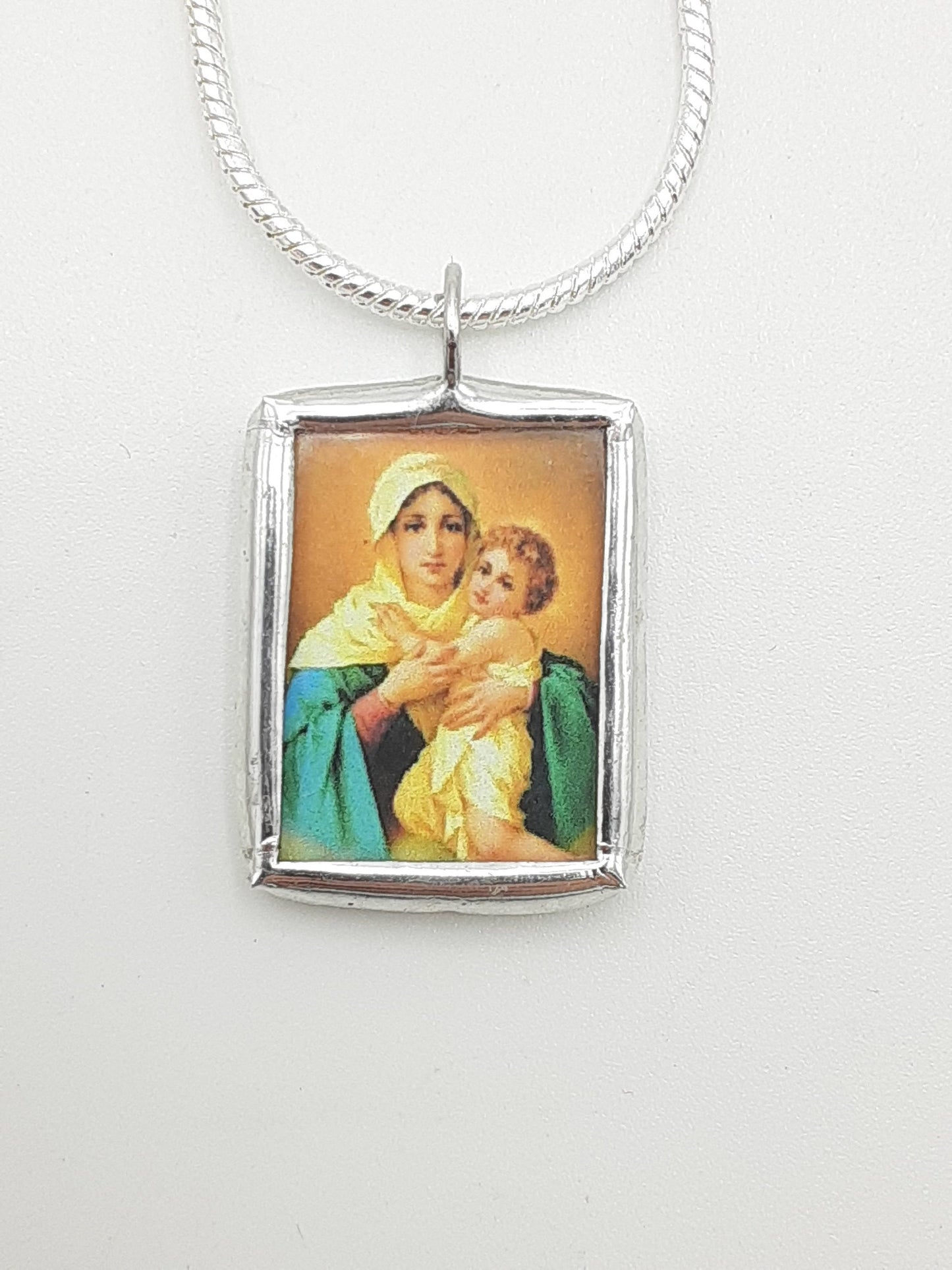 Mother Thrice Admirable, Queen and Victress of Schoenstat – MTA – Catholic Pendants and charms – Holy Medals