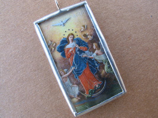 Our Lady - Untier of Knots - Undoer of Knots - Pope Francis Favorite - Glass and Solder Pendant - Catholic Gifts